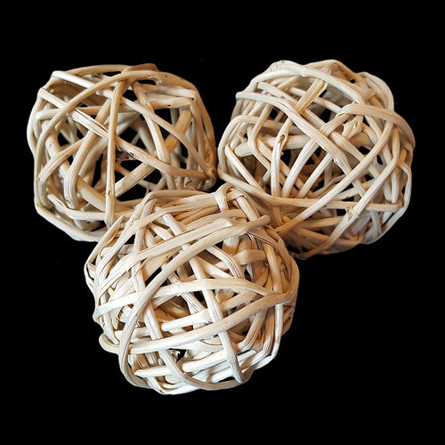Natural woven vine munch balls measuring approx 1-1/2