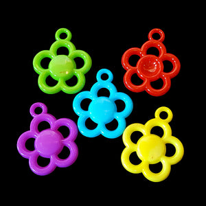 Acrylic flower charms measuring approx 1" by 1-1/4" with a 3mm (approx 1/8") hole.  Package contains 10 charms in assorted colors.