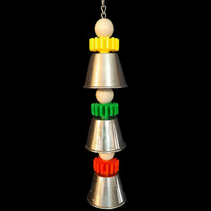 A durable toy for birds who like to make noise! Stainless steel cups, hardwood balls & plastic gears on nickel plated chain. While the bottom cup has a stainless steel washer inside, the top cups are clanger-less and make the sound of a ringing bell when the cups hit the balls.