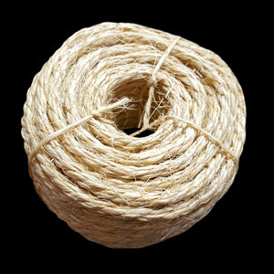 Natural 1/4" sisal rope. Great for use with medium and large birds as well as rabbits, chinchillas and other furry critters.
